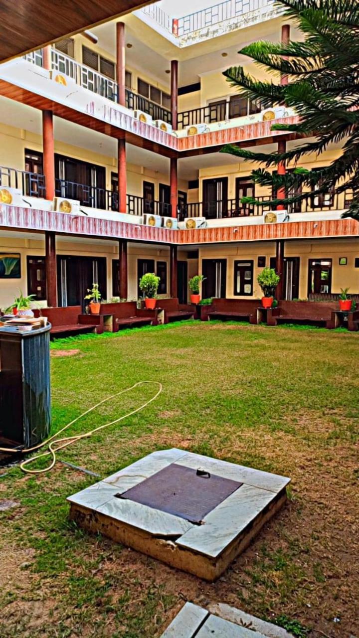 Goyal Plaza Hotel 5 Mint. Waling Distance From Pushkar Lake Luaran gambar
